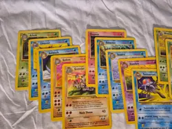 Fossil Set Lot of 28 Different WOTC Pokemon Cards Complete Common and more - Image 2