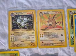 1999 Pokemon FOSSIL Set 32 Cards Near Complete Unlimited Edition Cards Lot NM EX - Image 3