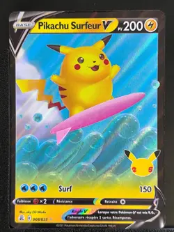 Carte Pokemon Pikachu Surfeur V 008/025 EB7.5 Celebrations 25 ans - Image 2