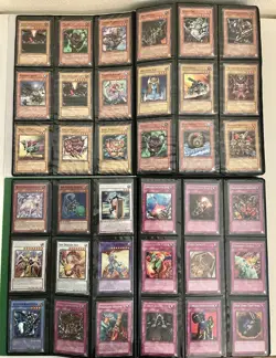 Yugioh Vintage 27 Foil/720 Card 2 Binder Lot Dark Magician Blue-Eyes Red-Eyes - Image 4