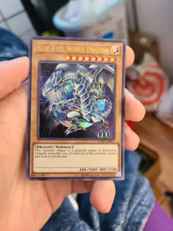 Yugioh Blue-Eyes White Dragon (Version 3) LCKC-EN001 Ultra Rare - Image 1
