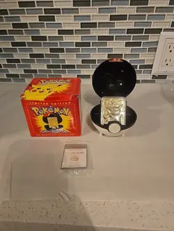 23K Gold Plated PIKACHU Trading Card 1999 Burger King Pokemon Ball w/Box - Image 1