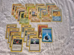 Shadowless Pokemon Base Set Lot Of 27 Different Unique Cards - Image 1