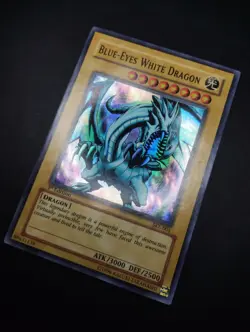 YUGIOH 2004 | BLUE-EYES WHITE DRAGON | SKE-001 | 1ST EDT | VERY GOOD (CLEAN) - Image 3