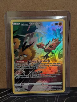 Pokemon TCG Galarian Zapdos V SWSH283 Sword & Shield Black Star Promo Holo NM - Image 4