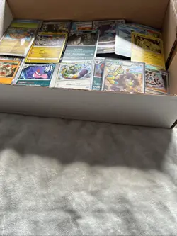 Joblot Over 850+ Pokemon Cards Gengar Umbreon VGC Mixed Set Commons, Rares, EX - Image 2