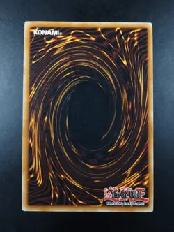 YUGIOH 2004 | BLUE-EYES WHITE DRAGON | SKE-001 | NEAR MINT - Image 2