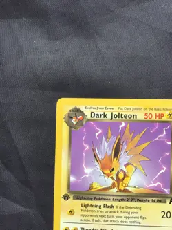 Pokemon Cards: Team Rocket 1st Edition Uncommon: Dark Jolteon 38/82 - Image 2