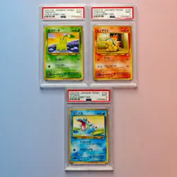 CHIKORITA/CYNDAQUIL/TOTODILE POKEMON STARTER WORLD HOBBY FAIR 2000 JPN PSA 9 - Image 1
