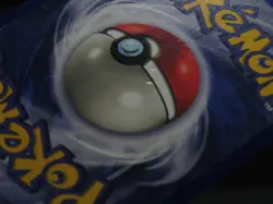 1st Edition Venomoth 13/64 Holo Jungle Pokemon Card (Light Played) - Image 3