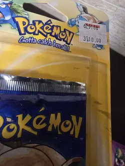 1999 Pokemon Base Set Shadowless Long Crimp Blister Pack Booster WOTC Wizards 9781575306032 - Image 2