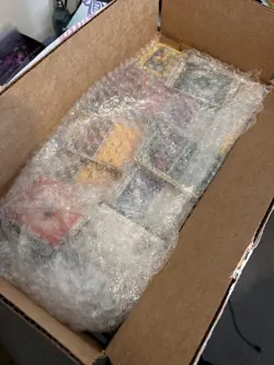 Pokemon Bulk Lot - 5000 + Cards 10KG Non Holo & Reverse Holos Rares Near Mint - Image 5
