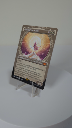Gandalf the White Showcase Universes Beyond: Tales of Middle Earth LoTR MTG NM - Image 2