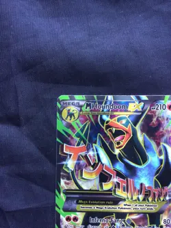 Pokemon Cards: Breakthrough Ultra Rare Full Art: Mega Houndoom EX 154/162 - Image 2