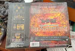 YU-GI-OH! Duel Master's Guide YUGI + KAIBA Deck BOX DAMAGE Sealed ~ FREE SHIP! 53334324762 - Image 2