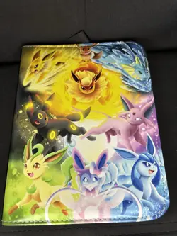 Pokemon TCG Eevee Eeveelutions Zip Up 50 Pages Holds 400 Card Binder New - Image 1