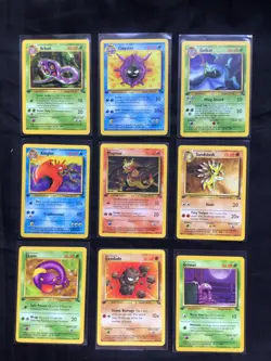 Pokemon Cards: 1st Edition Fossil 23 Card Non-Holo Lot - Image 1