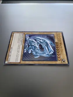 Blue-Eyes White Dragon - OP28-EN001 - Ultimate Rare - Unlimited - Image 5