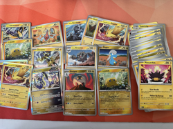 Pokemon TCG 60 assorted bulk Cards - Electric and Dragon type - no energy - Image 2