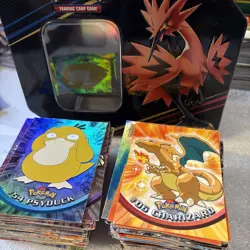 CHARIZARD #06 TOPPS, 140 Pokemon tv cards, several Holo - Image 1