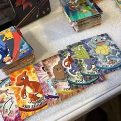 CHARIZARD #06 TOPPS, 140 Pokemon tv cards, several Holo - Image 4