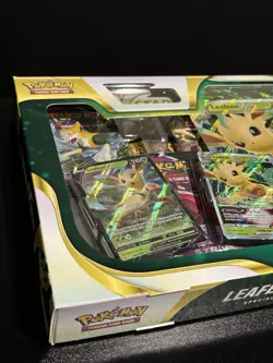 Pokemon TCG Leafeon V STAR Special Collection 699-17154 - Image 2