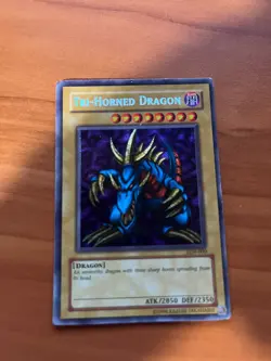 Tri-Horned Dragon LOB-000 The Legend of Blue Eyes White Dragon Unlimited 1996 - Image 1