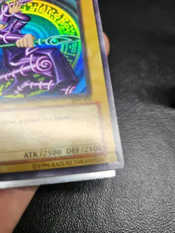 Dark Magician SDY-006 MISPRINT ERROR No Square Corner Yu-Gi-Oh Card - Image 3