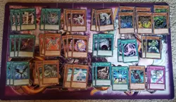 Yugioh Cyber Dragon/Cyberdark Deck; comes with sleeves, deckbox, and Extras - Image 3