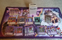 Yugioh Cyber Dragon/Cyberdark Deck; comes with sleeves, deckbox, and Extras - Image 4