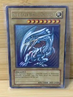 Blue-Eyes White Dragon SDK-001 Ultra Rare Starter Deck Holo Yugioh Card - Image 1