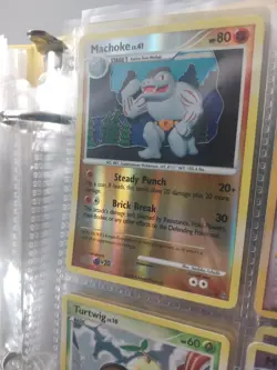 27 Card Vintage Holo Lot 2004 - 2010 - D&P, HGSS, etc. - Pokemon TCG LP thru DMG - Image 2