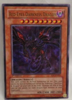 Yugioh Red-Eyes Darkness Dragon SD1-EN001 Ultra Rare 1st Ed MP - Image 1