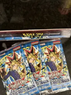 Konami YuGiOh Legend of Blue Eyes White Dragon Booster Pack 728192490040 - Image 2