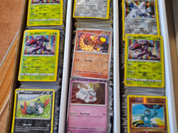 Pokemon Collection Lot - 5000+ cards - Common, Uncommon, Regular - A Few Holo - Image 3
