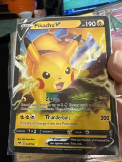 2020 Pokemon Vivid Voltage Pikachu V Ultra Rare Holo Full Art Card #43/185 H1 - Image 1