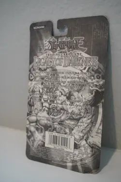 2002 Yugioh LOD 1st Edition Legacy of Darkness Blister Pack Sealed TCG - Image 4