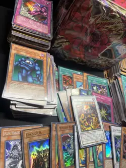 | Yugioh 5Ds Tin Collection Lot Foils, Rares, Commons NM-HP 🔥 | - Image 4
