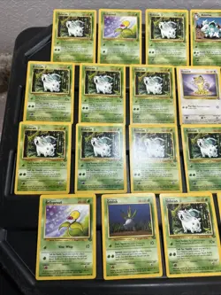 (30) Pokemon Card ALL VTG Lot Cards 1999 SET Jungle Rhyhorn Nidoran Delta Specie - Image 2