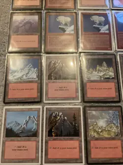 Lot Of (25) 1995 Magic The Gathering Mountain Land Cards - Image 4
