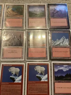 Lot Of (25) 1995 Magic The Gathering Mountain Land Cards - Image 5