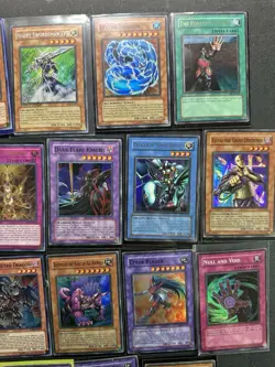 Lot Of 18 Yugioh Cards TCG Holo 1st Edition 1996 Vintage LP - Image 3