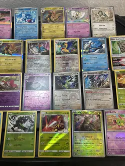 30 Pokemon Cards Lot WOTC VTG ALL RARE HOLO Keldeo Kyogre Mew Zacian - Image 4