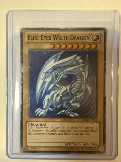 YUGIOH BLUE-EYES WHITE DRAGON DPKB-EN001 SUPER UNLIMITED ED - Image 1