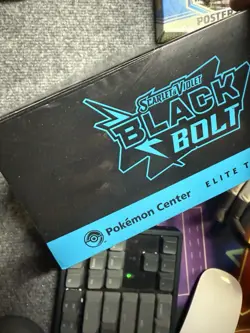 Pokemon TCG Black Bolt Pokemon Center Elite Trainer ETB *small tear in plastic - Image 2