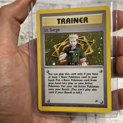 Pokemon Lt. Surge Trainer 17/132 - Holo Pokemon Card - Gym Heroes - LP Vintage - Image 2