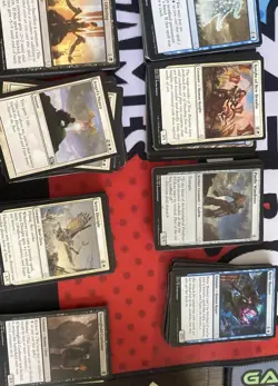 Magic The Gathering: MTG Bulk Box Medium Flat Rate Box Just Under 4K Cards - Image 4