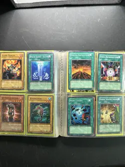 Huge Lot Of Yugioh Cards Binder 100+ Collection 1st Edition 1996 Vintage Konami - Image 4