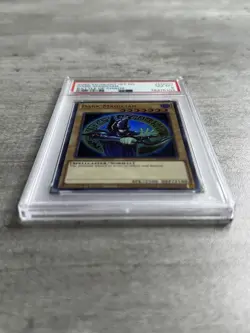 Yugioh Card 1st Ed Dark Magician PSA 8 NM-Mt Battle Of Chaos 25TH-EN001 2022 (1) - Image 3