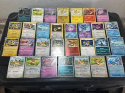 (30) EEVEE CARDS LOT VTG HOLO GLACEON LEAFEON ESPEON JOLTEON EVOLUTION 7 - Image 1